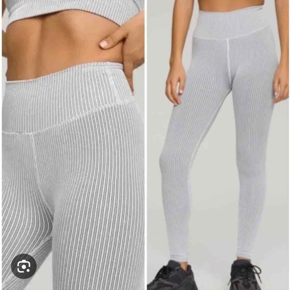 NWT || GOOD AMERICAN || Leggings, Seamless White/black Pinstripes, Sz 5/6